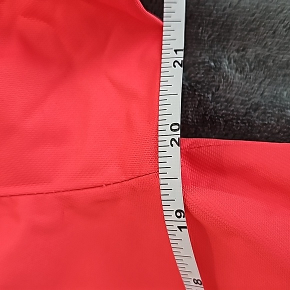 Columbia NWT  Hikebound Short jacket Color: Juicy, size X-Small - Picture 7 of 8